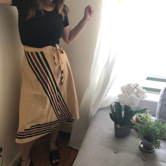 Vintage Dresses & Skirts - Vintage 70s Midi wrap skirt